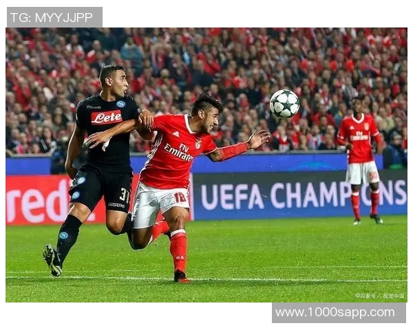 波鸿与曼联友谊赛:双方踢平,展现强大实力与精彩对决 波鸿与曼联友谊赛:双方踢平,展现强大实力与精彩对决